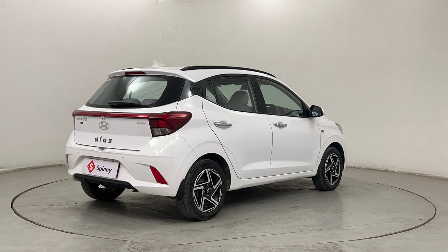 Used 2024 Hyundai Grand i10 Nios Asta 1.2 Kappa AMT Petrol Automatic exterior RIGHT REAR CORNER VIEW