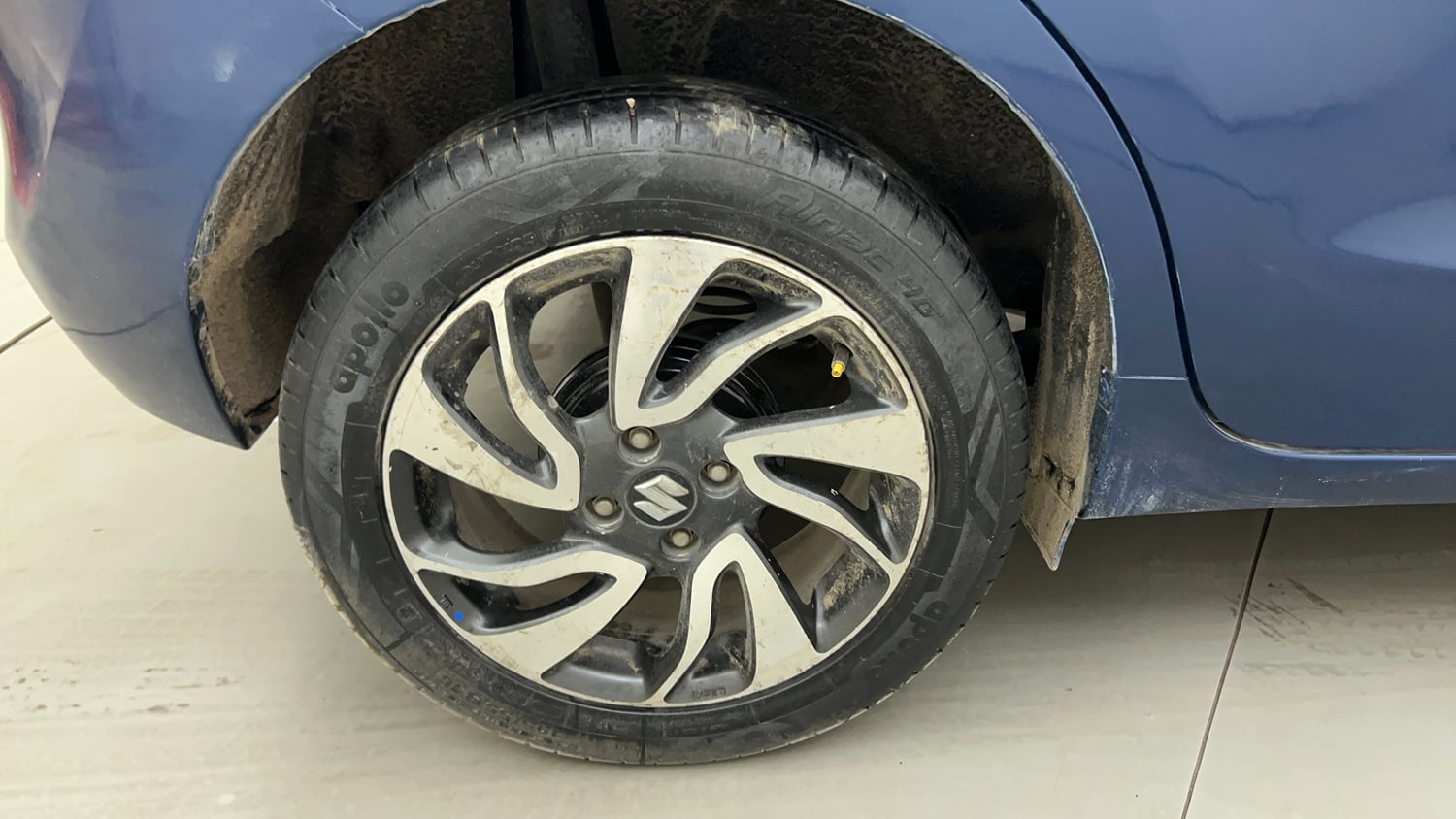 Used 2020 Maruti Suzuki Baleno Alpha Petrol Manual tyres RIGHT REAR TYRE RIM VIEW