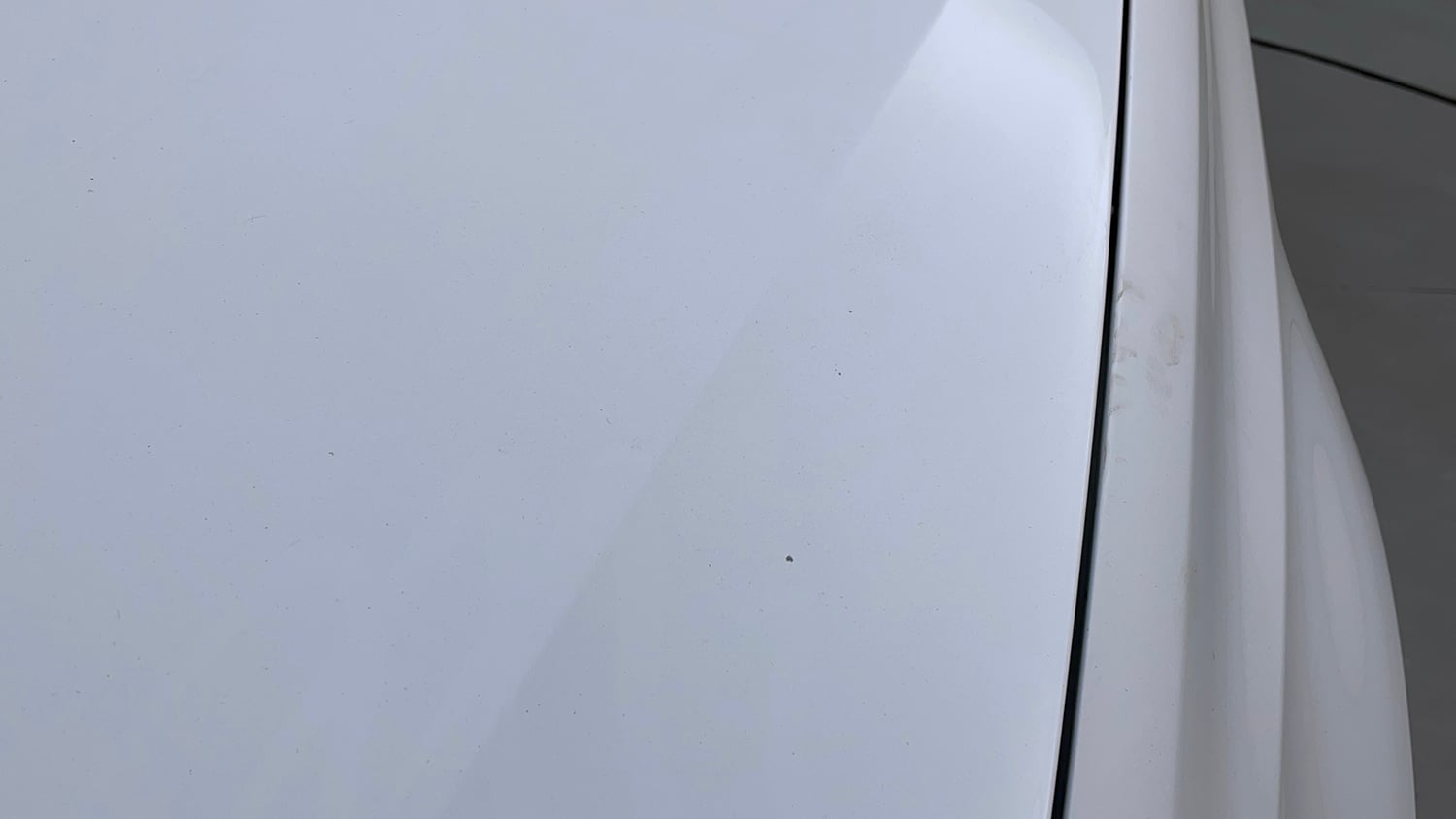 Used 2015 Volkswagen Polo Trendline 1.2L (P) Petrol Manual dents MINOR SCRATCH