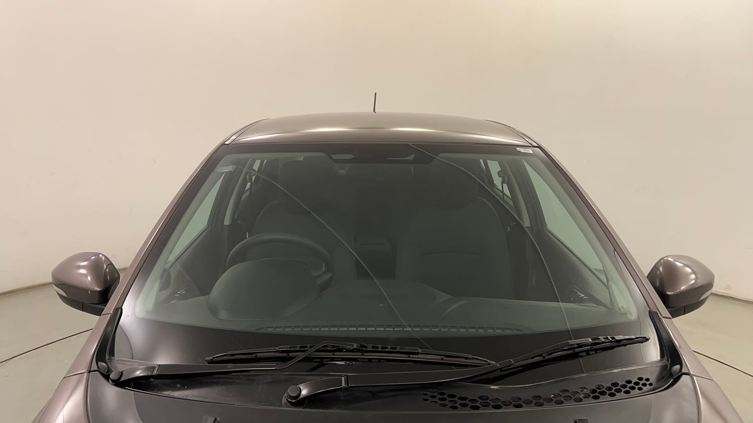 Used 2018 Tata Tigor Revotron XZA Petrol Automatic exterior FRONT WINDSHIELD VIEW
