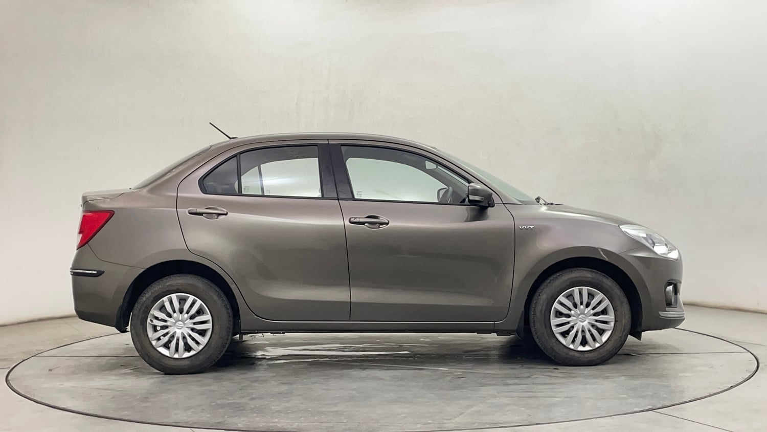 Used 2019 Maruti Suzuki Dzire VXi Petrol Manual exterior RIGHT SIDE VIEW