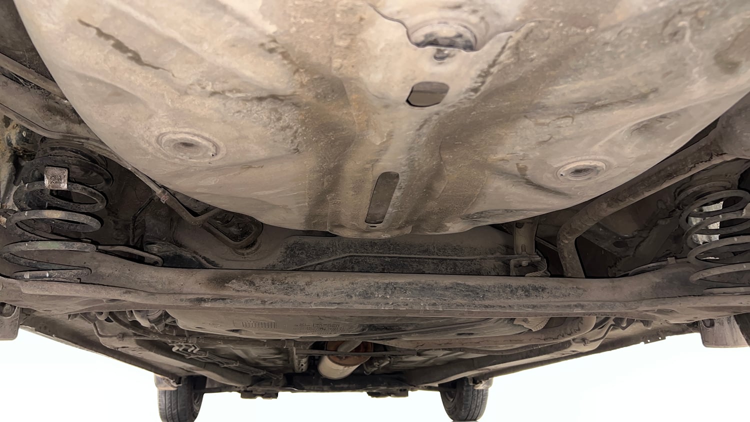 Used 2017 Maruti Suzuki Dzire VXi AMT Petrol Automatic extra REAR UNDERBODY VIEW (TAKEN FROM REAR)