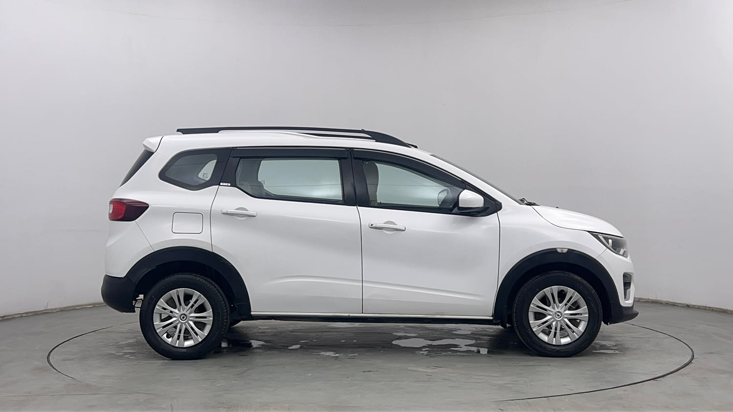 Used 2020 Renault Triber RXZ EASY-R AMT Petrol Automatic exterior RIGHT SIDE VIEW