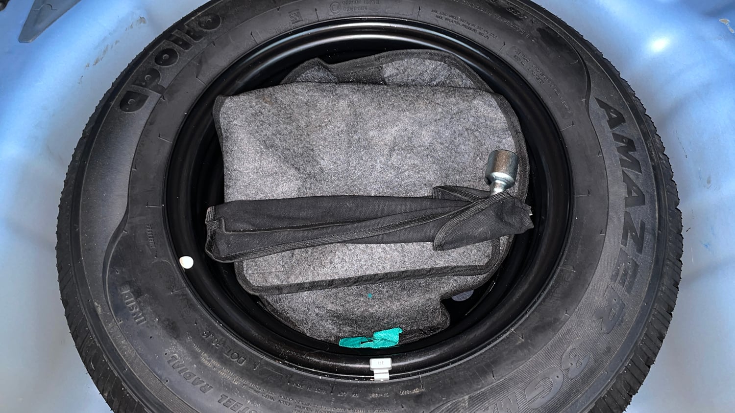 Used 2019 Hyundai Elite i20 Sportz Plus 1.2 CVT Petrol Automatic tyres SPARE TYRE VIEW