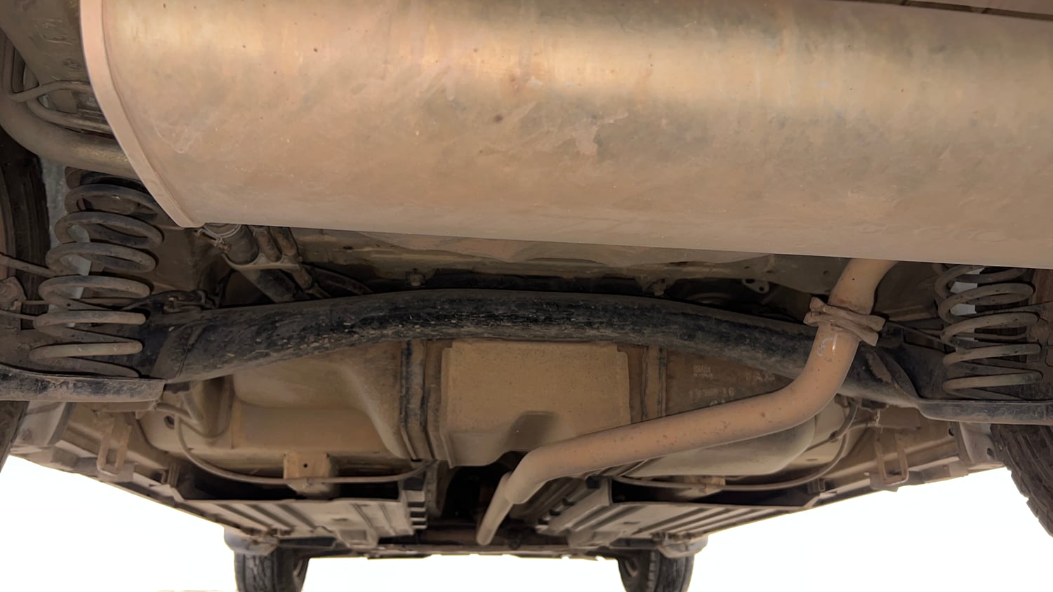 Used 2016 Maruti Suzuki S-Cross Zeta 1.3 Diesel Manual extra REAR UNDERBODY VIEW (TAKEN FROM REAR)