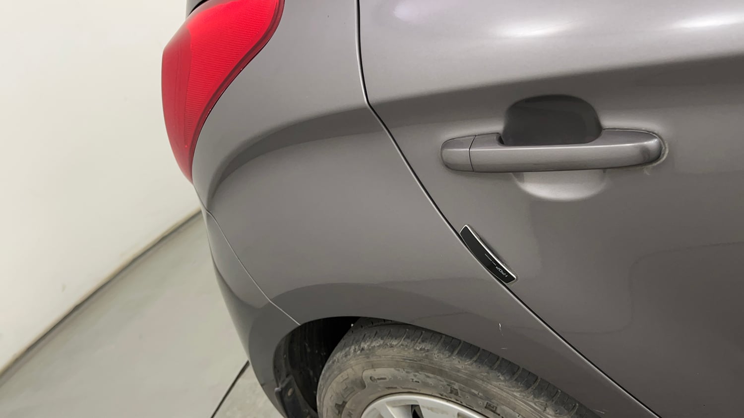 Used 2013 Hyundai i20 Magna 1.2 Petrol Manual dents MINOR SCRATCH