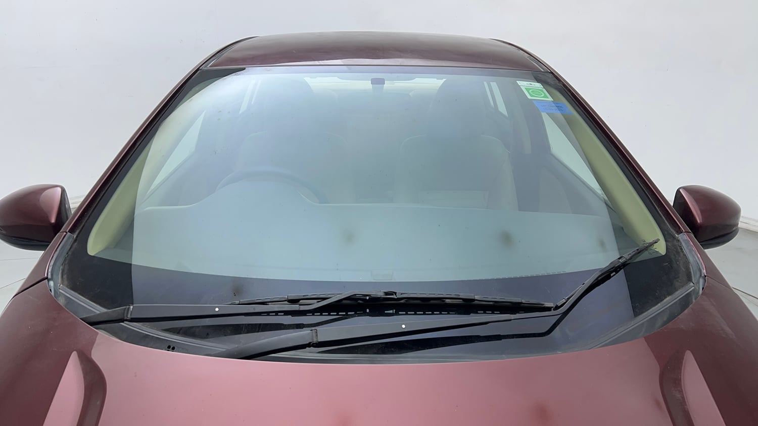 Used 2015 Honda City V Petrol Manual exterior FRONT WINDSHIELD VIEW