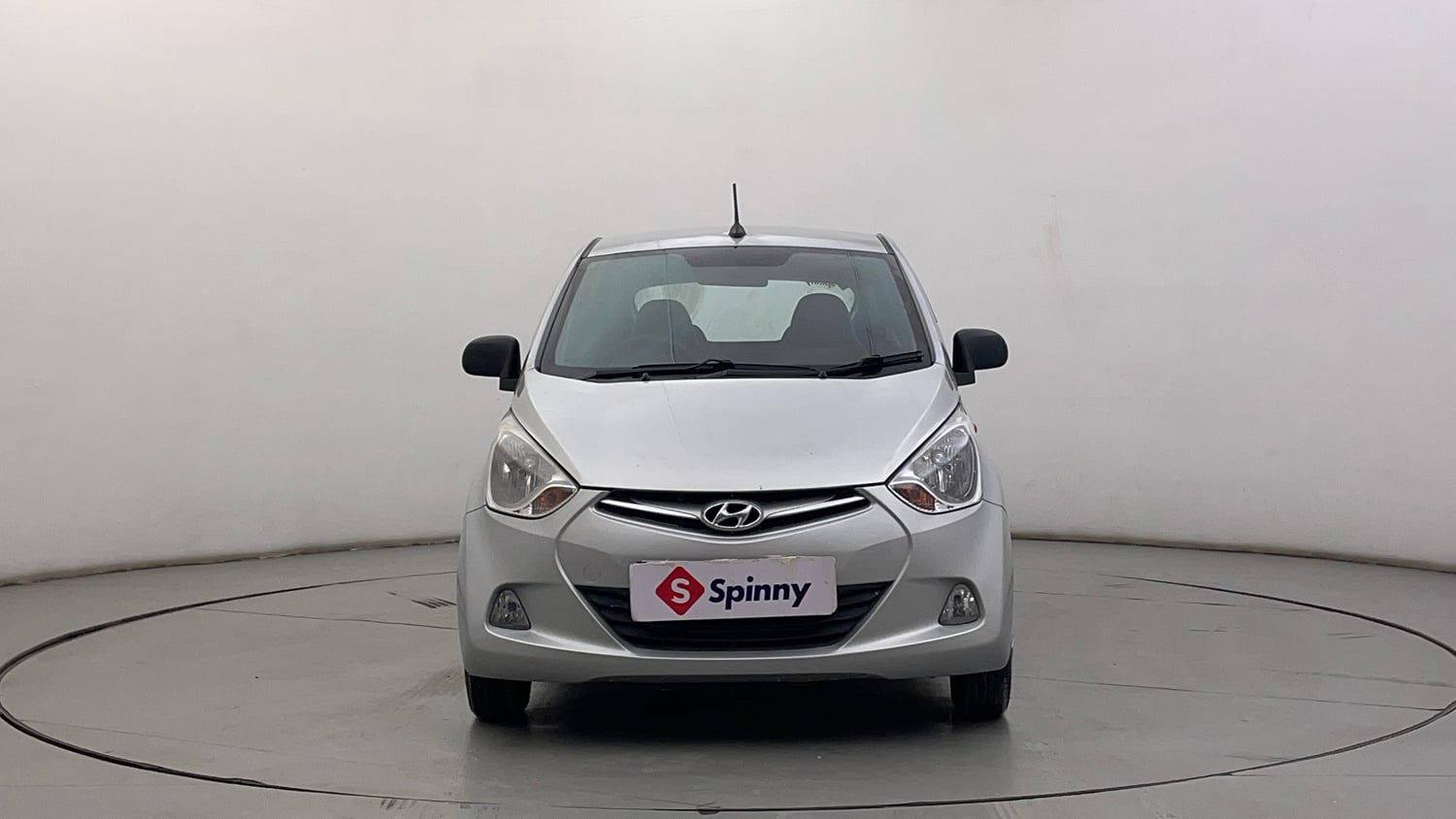 Used 2016 Hyundai Eon Era + Petrol Manual exterior FRONT VIEW