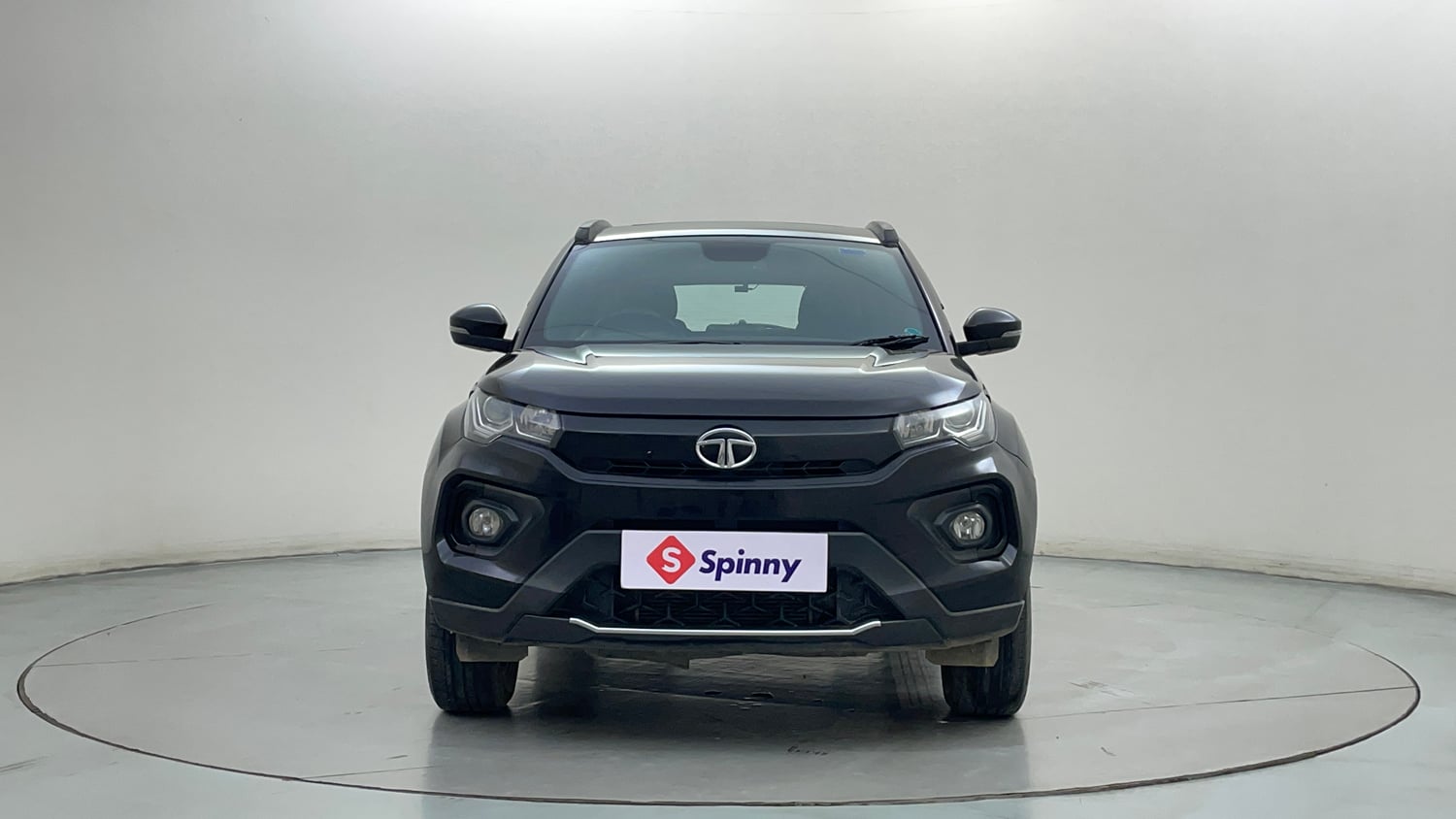 Used 2022 Tata Nexon XZA Plus (Premium) Dark Edition Petrol Automatic exterior FRONT VIEW
