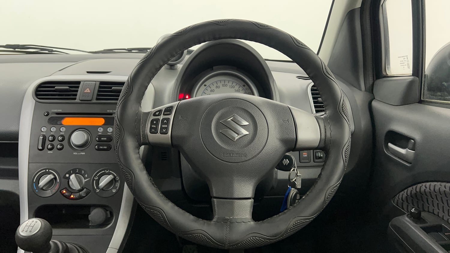 Used 2015 Maruti Suzuki Ritz Zxi BS-IV Petrol Manual interior STEERING VIEW