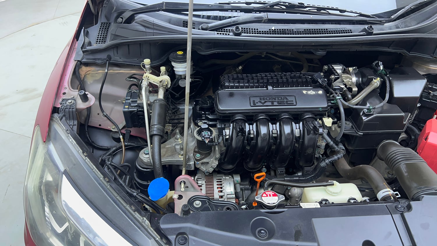 Used 2021 Honda City 4th Generation SV Petrol Petrol Manual engine ENGINE RIGHT SIDE VIEW