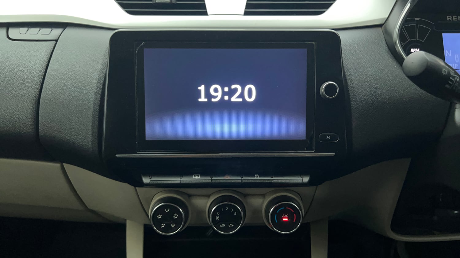 Used 2021 Renault Triber RXZ EASY-R AMT Petrol Automatic interior MUSIC SYSTEM & AC CONTROL VIEW