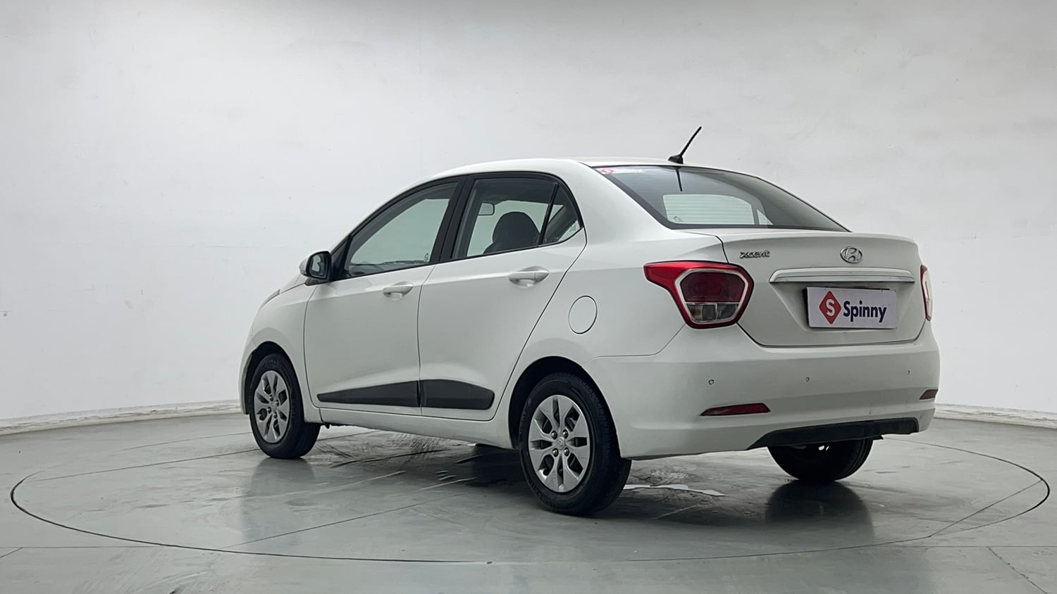 Used 2016 Hyundai Xcent S 1.2 Petrol Manual exterior LEFT REAR CORNER VIEW