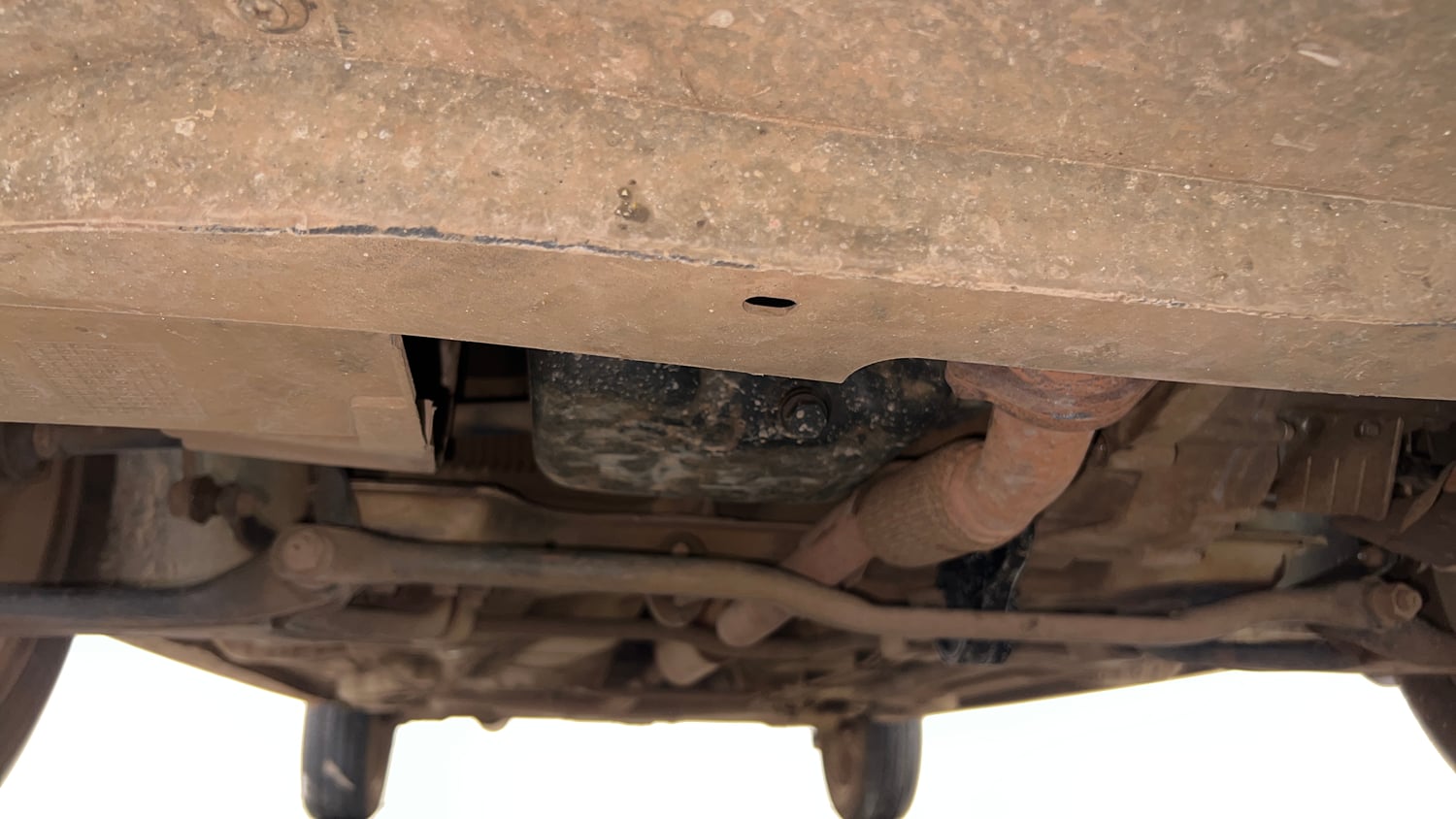 Used 2022 Tata Tiago XZA Plus Petrol Automatic extra FRONT LEFT UNDERBODY VIEW