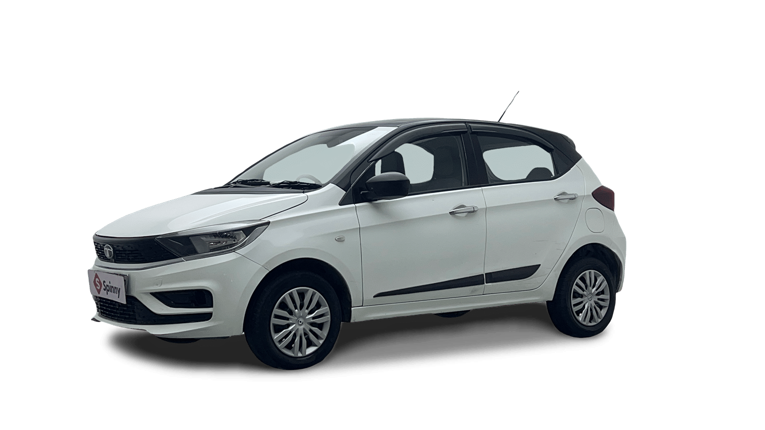 Used 2025 Tata Tiago XM iCNG Cng Manual Image