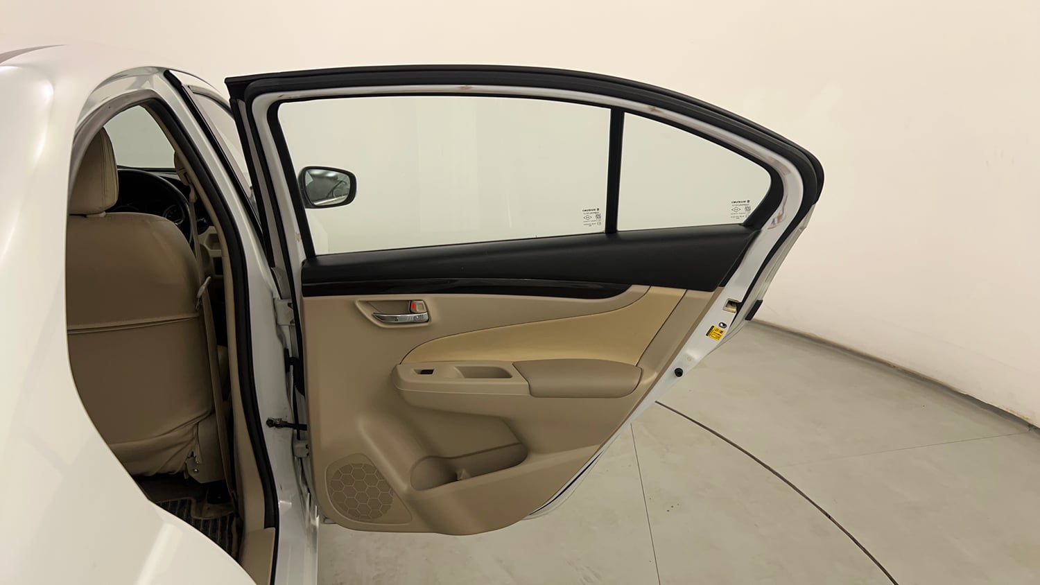 Used 2018 Maruti Suzuki Ciaz Delta 1.4 AT Petrol Automatic interior RIGHT REAR DOOR OPEN VIEW