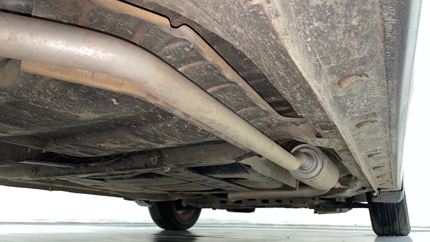 Used 2016 Honda Jazz V AT Petrol Petrol Automatic extra REAR RIGHT UNDERBODY VIEW
