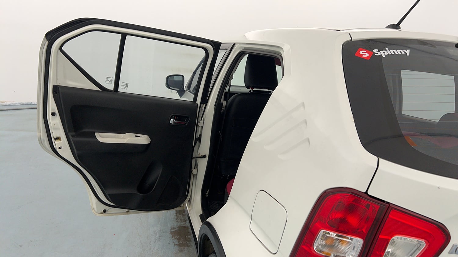 Used 2017 Maruti Suzuki Ignis Zeta 1.2 MT Petrol Manual interior LEFT REAR DOOR OPEN VIEW
