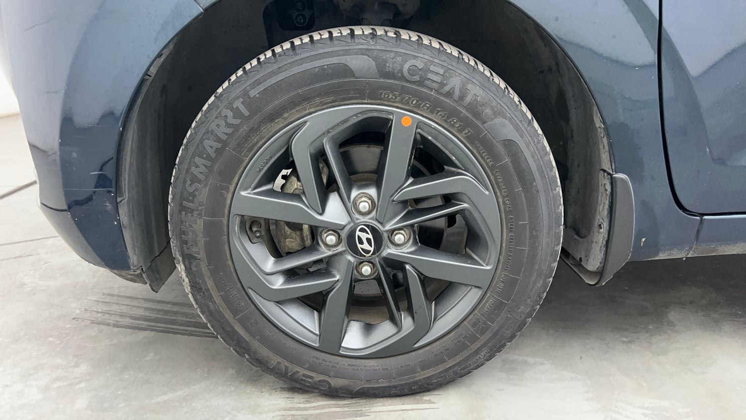 Used 2023 Hyundai Grand i10 Nios Sportz 1.2 Kappa VTVT Petrol Manual tyres LEFT FRONT TYRE RIM VIEW