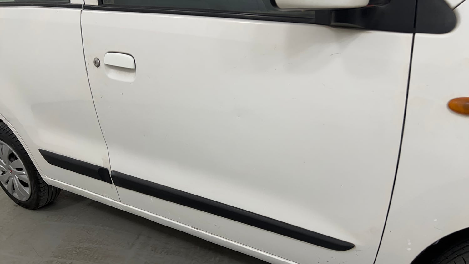 Used 2012 Maruti Suzuki Wagon R 1.0 VXi Petrol Manual dents MINOR SCRATCH