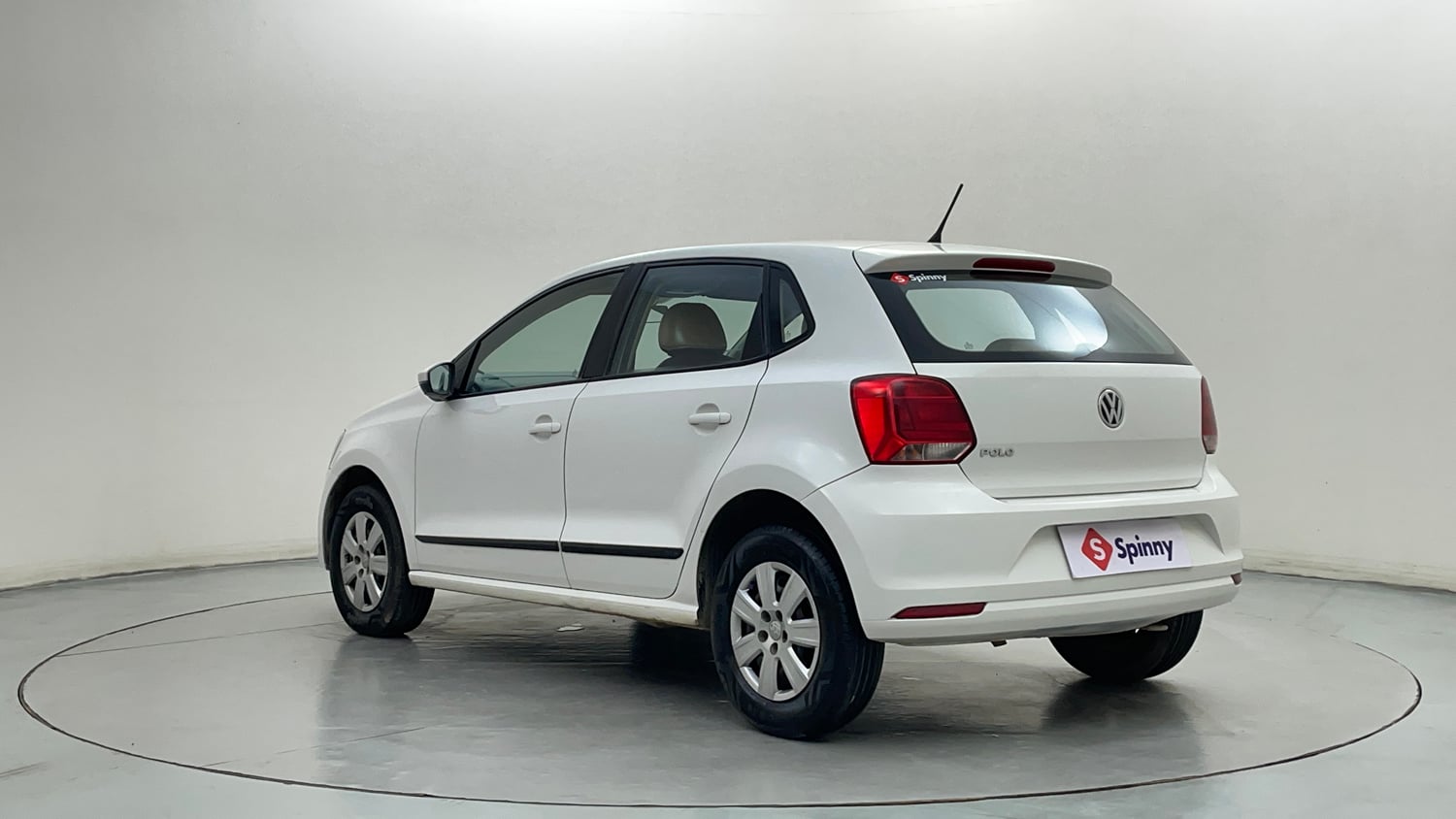 Used 2015 Volkswagen Polo Trendline 1.2L (P) Petrol Manual exterior LEFT REAR CORNER VIEW