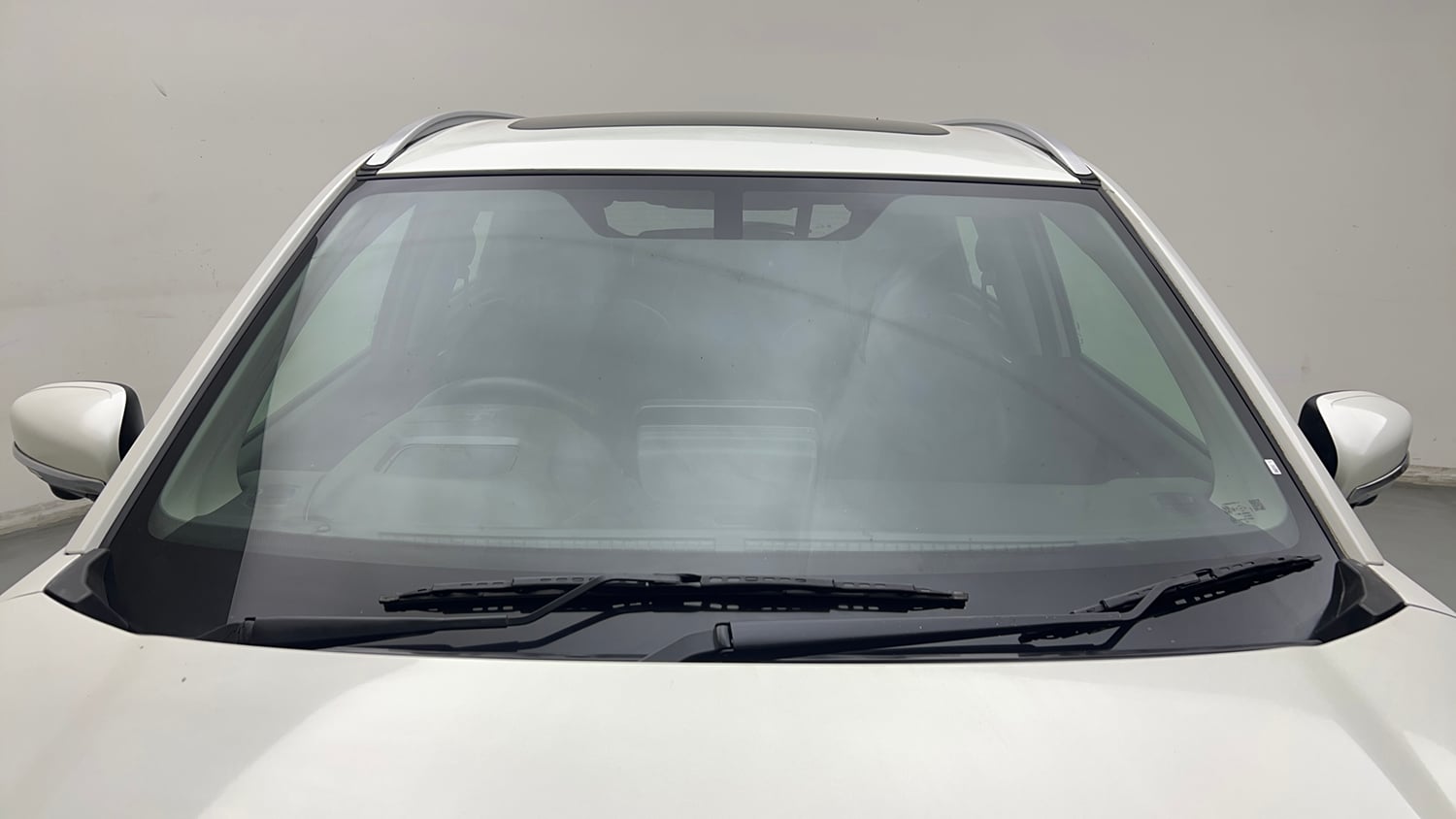 Used 2023 Maruti Suzuki Grand Vitara Alpha Plus Intelligent Hybrid eCVT Hybrid Automatic exterior FRONT WINDSHIELD VIEW