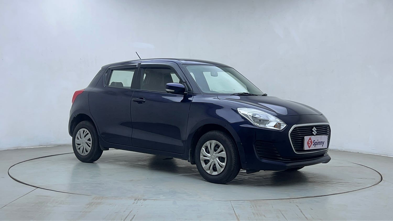Used 2019 Maruti Suzuki Swift VXi AMT Petrol Automatic exterior RIGHT FRONT CORNER VIEW
