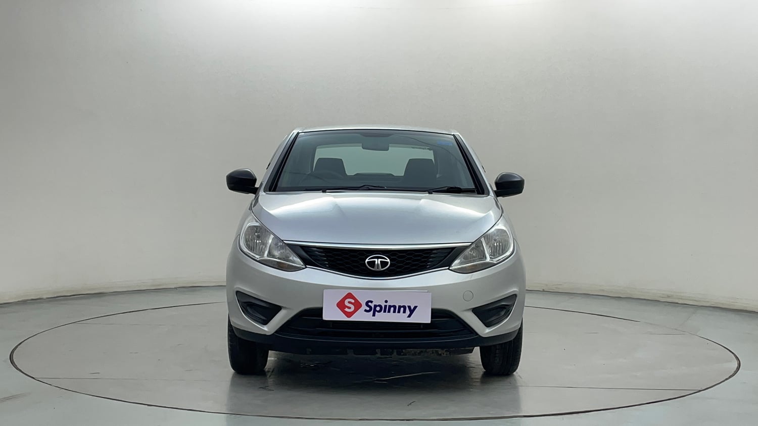 Used 2017 Tata Zest XE Petrol Petrol Manual exterior FRONT VIEW