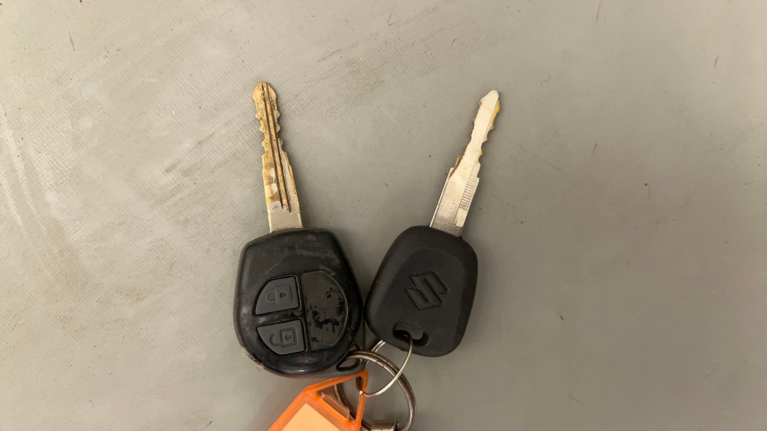Used 2012 Maruti Suzuki Wagon R 1.0 VXi Petrol Manual extra CAR KEY VIEW