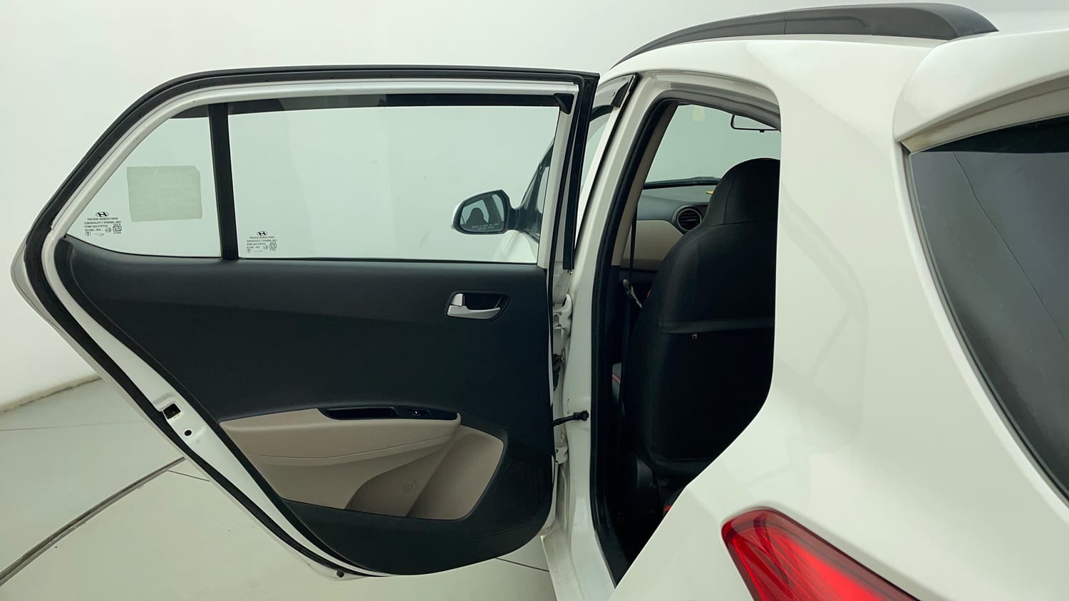 Used 2016 Hyundai Grand i10 Asta 1.2 Kappa VTVT Petrol Manual interior LEFT REAR DOOR OPEN VIEW