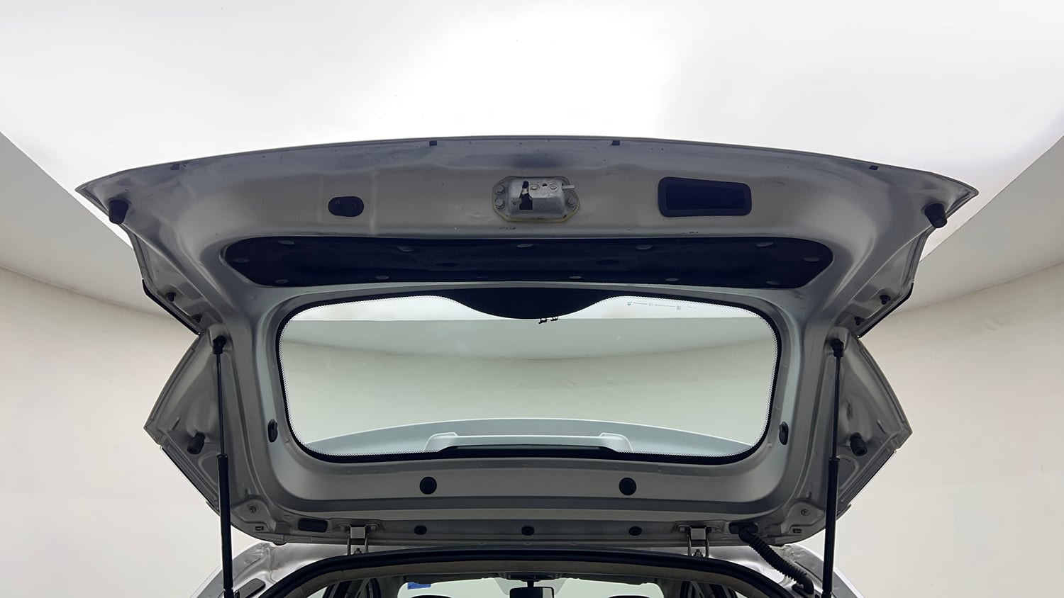 Used 2019 Tata Nexon XMA Petrol Petrol Automatic interior DICKY DOOR OPEN VIEW