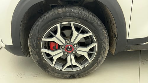 Used 2022 Kia Seltos GTX Plus 1.4 DCT Petrol Automatic tyres LEFT FRONT TYRE RIM VIEW