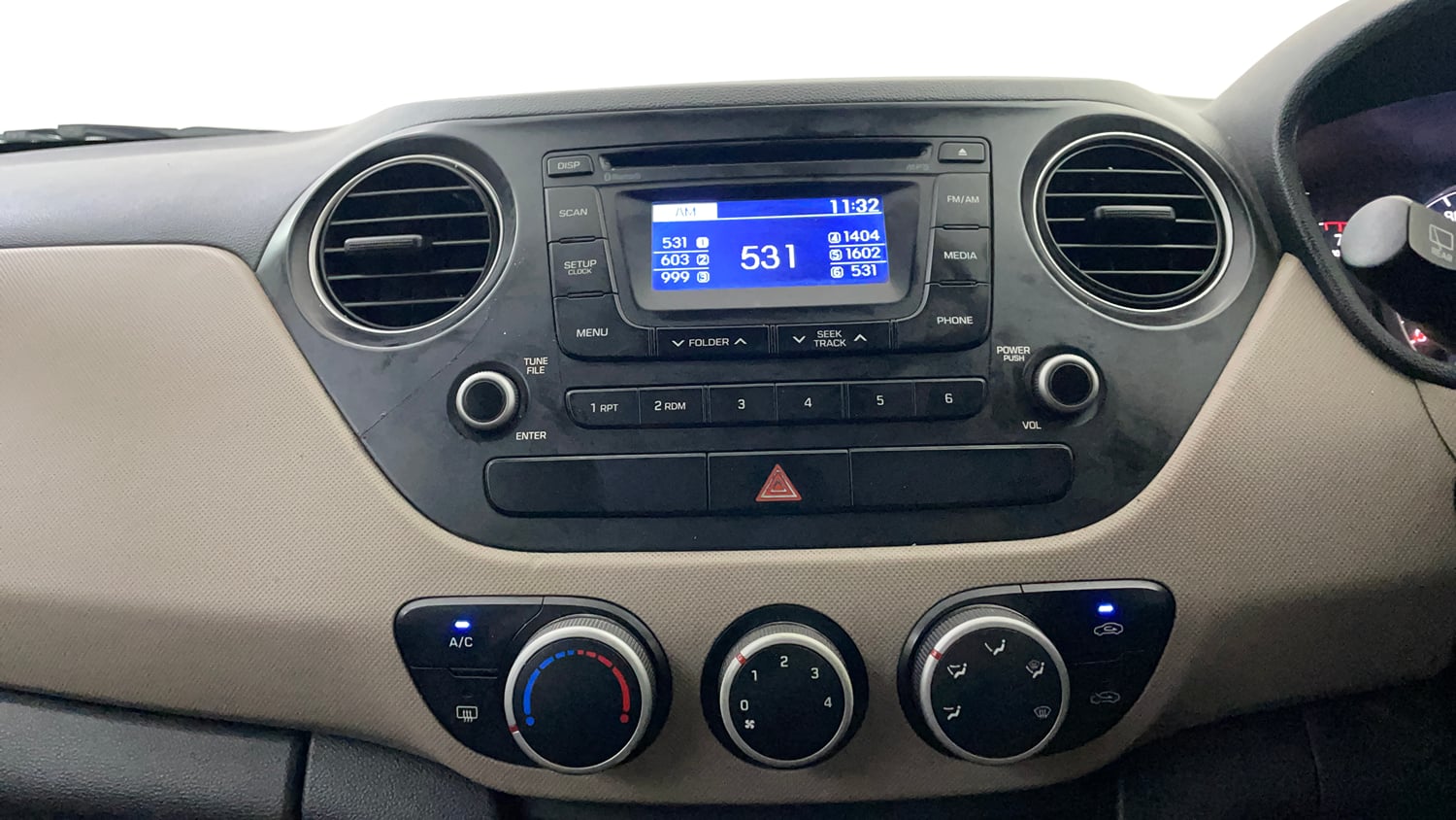 Used 2015 Hyundai Grand i10 Asta 1.2 Kappa VTVT Petrol Manual interior MUSIC SYSTEM & AC CONTROL VIEW