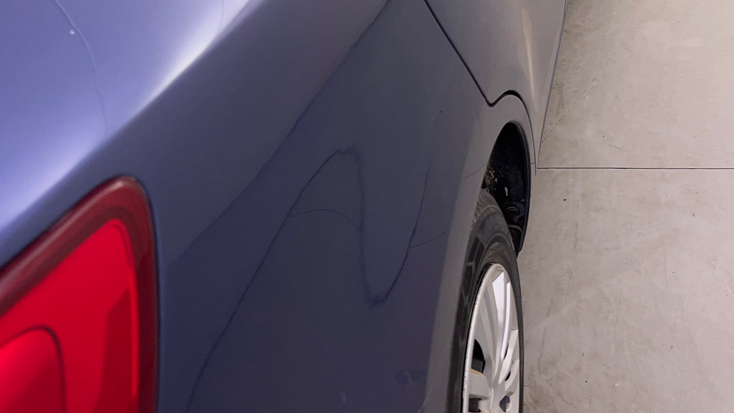 Used 2017 Maruti Suzuki Dzire VXi AMT Petrol Automatic dents MINOR DENT