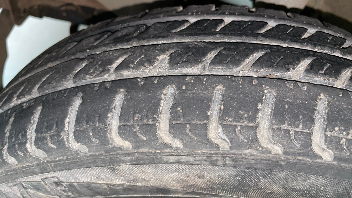 Used 2015 Tata Nano Twist XTA Petrol Automatic tyres LEFT FRONT TYRE TREAD VIEW