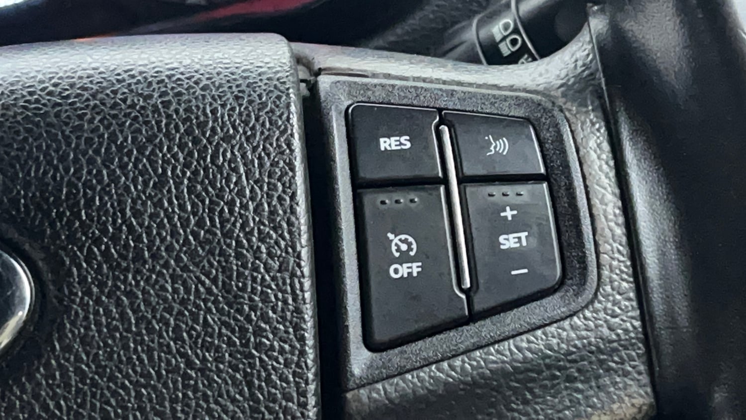 Used 2022 mahindra Thar LX Hard Top Petrol AT 4WD Petrol Automatic top_features Cruise control