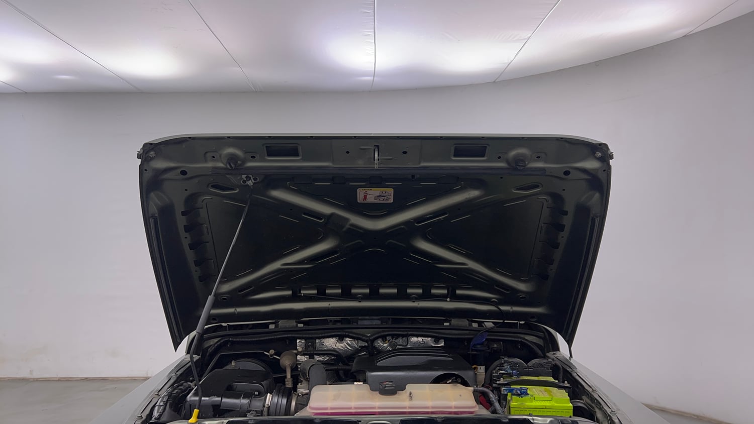 Used 2022 mahindra Thar LX Hard Top Petrol AT 4WD Petrol Automatic engine ENGINE & BONNET OPEN FRONT VIEW