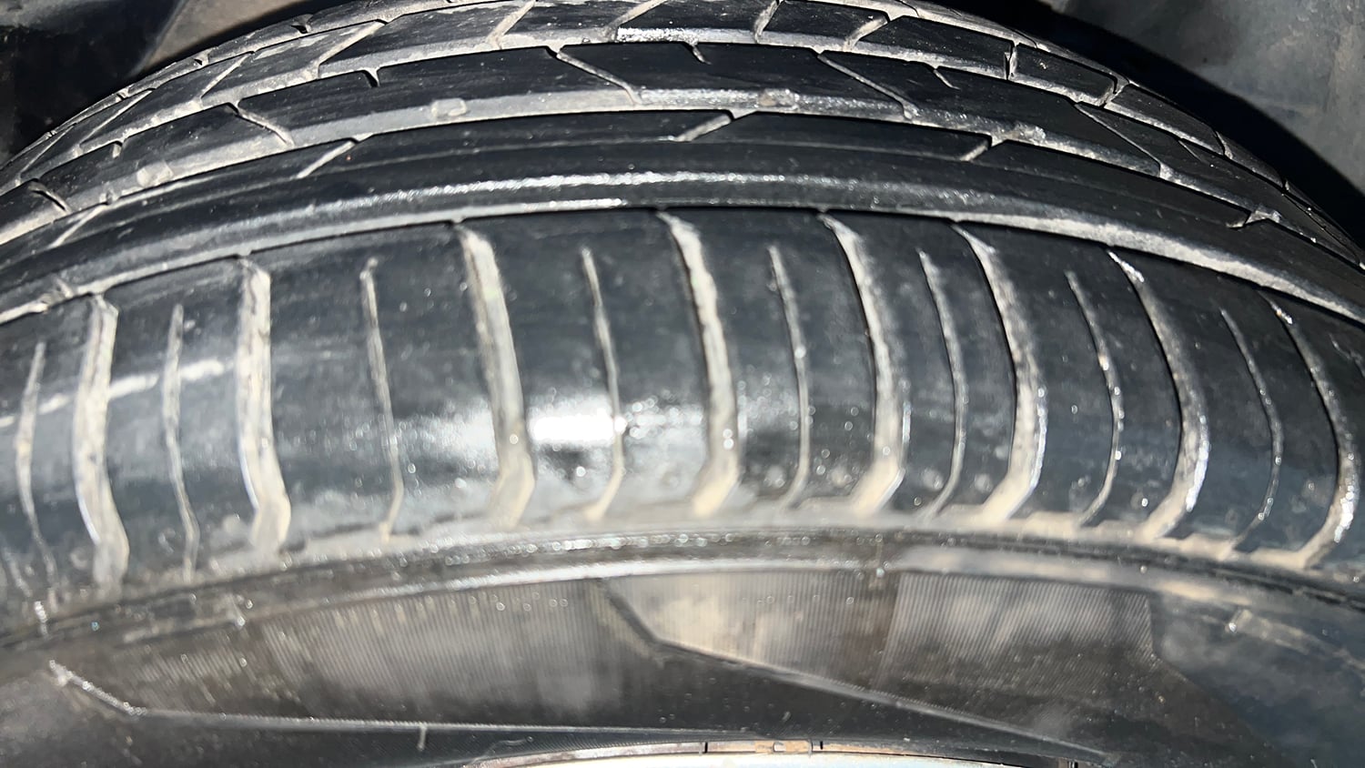Used 2019 Tata Nexon XMA Petrol Petrol Automatic tyres RIGHT FRONT TYRE TREAD VIEW