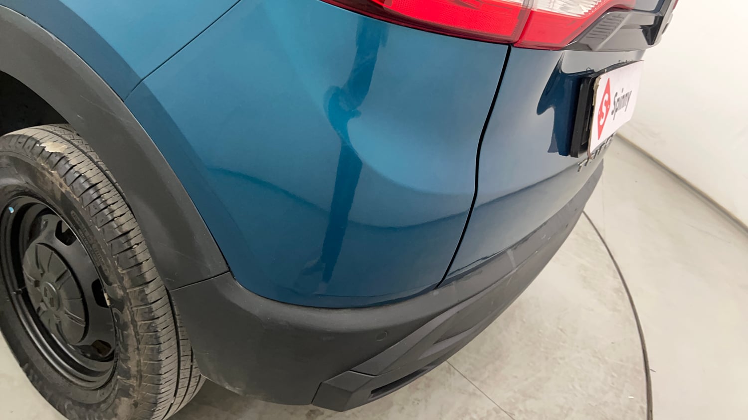 Used 2025 Renault Triber Evolution Petrol Manual dents MINOR SCRATCH