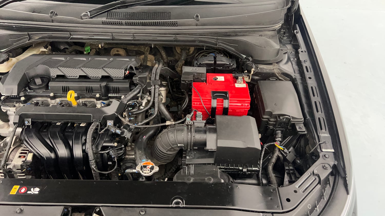 Used 2023 Hyundai Verna SX 1.5 Petrol MT Petrol Manual engine ENGINE LEFT SIDE VIEW
