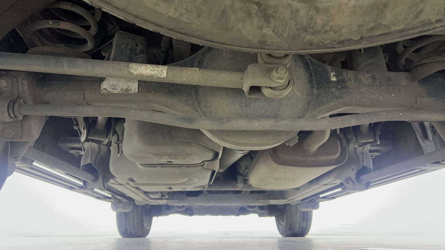 Used 2022 Mahindra Scorpio N Z8 L Petrol AT 7 STR Petrol Automatic extra REAR UNDERBODY VIEW (TAKEN FROM REAR)