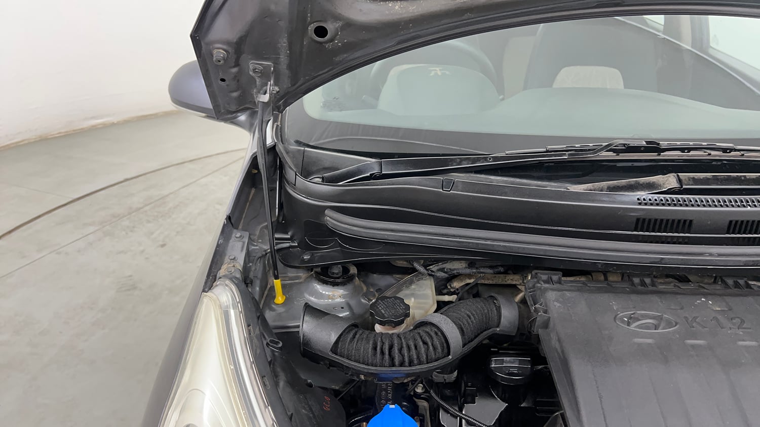 Used 2016 Hyundai Grand i10 Sportz 1.2 Kappa VTVT Petrol Manual engine ENGINE RIGHT SIDE HINGE & APRON VIEW