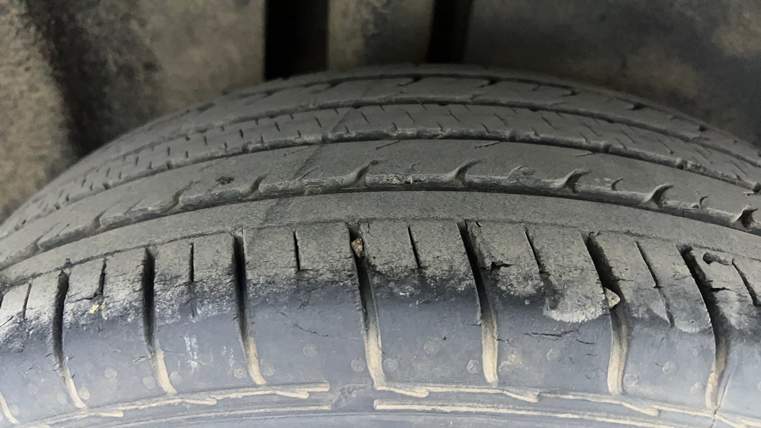 Used 2020 MG Motors Hector Sharp 2.0 Diesel Dual Tone Diesel Manual tyres RIGHT REAR TYRE TREAD VIEW