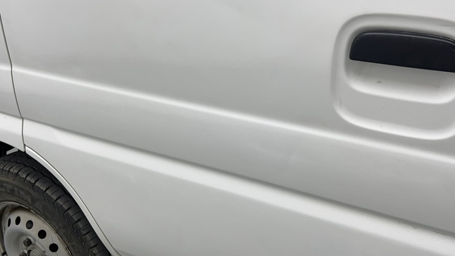 Used 2022 Maruti Suzuki Eeco 5 STR AC (O) Petrol Manual dents MINOR DENT
