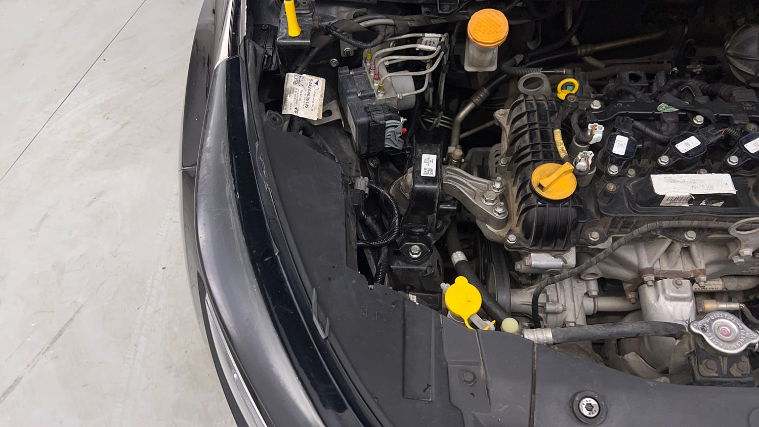Used 2022 Tata Altroz XZ Plus Petrol Dark Edition Petrol Manual engine ENGINE RIGHT SIDE VIEW