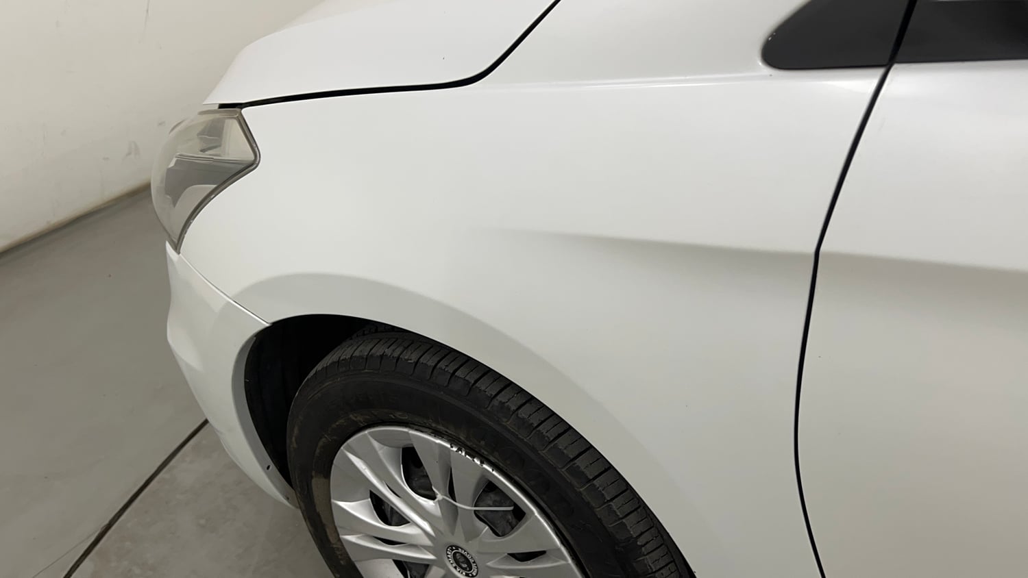Used 2018 Maruti Suzuki Ciaz Delta 1.4 AT Petrol Automatic dents MINOR SCRATCH