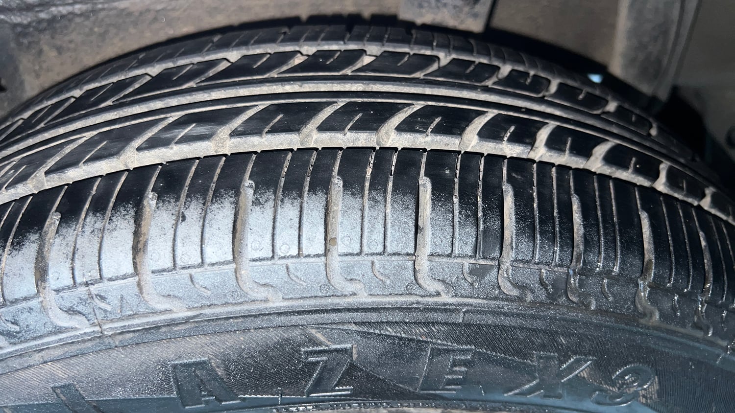 Used 2016 Maruti Suzuki Celerio ZXi AMT Petrol Automatic tyres LEFT REAR TYRE TREAD VIEW