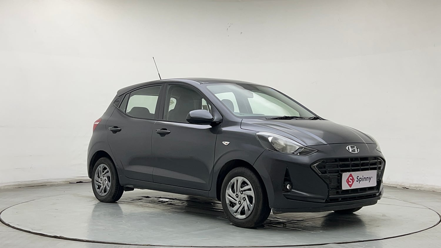 Used 2021 Hyundai Grand i10 Nios Magna 1.2 Kappa VTVT CNG Cng Manual exterior RIGHT FRONT CORNER VIEW