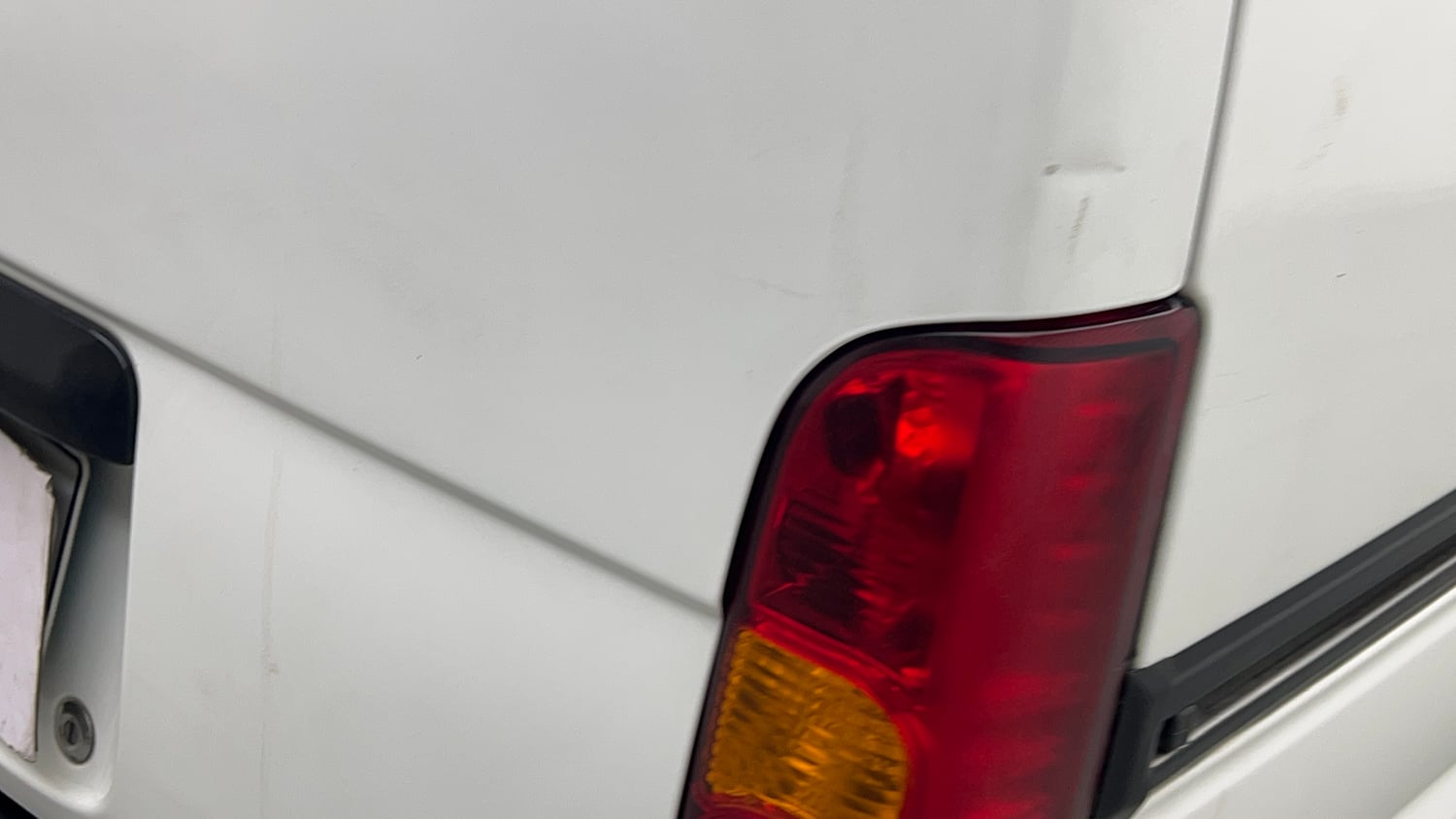 Used 2024 Maruti Suzuki Eeco 5 STR AC (O) CNG Cng Manual dents MINOR SCRATCH