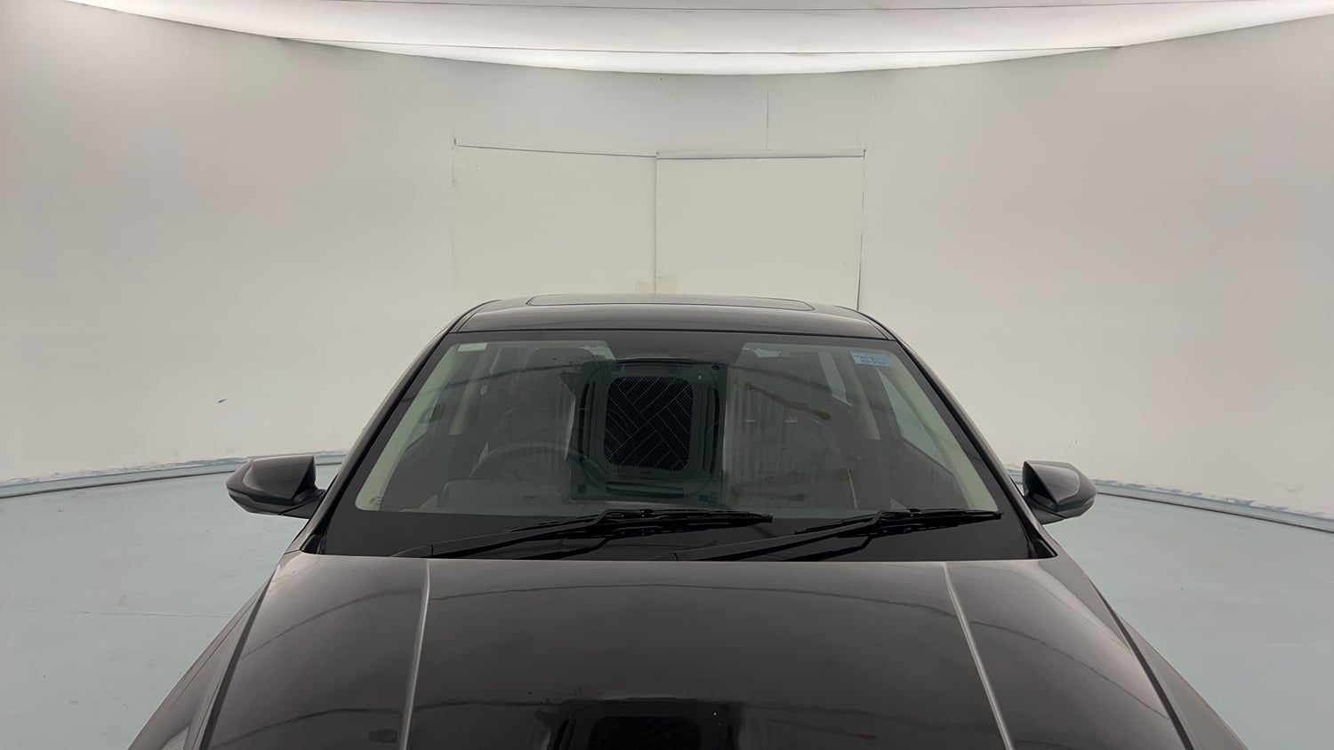 Used 2023 Hyundai Verna SX 1.5 Petrol MT Petrol Manual exterior FRONT WINDSHIELD VIEW